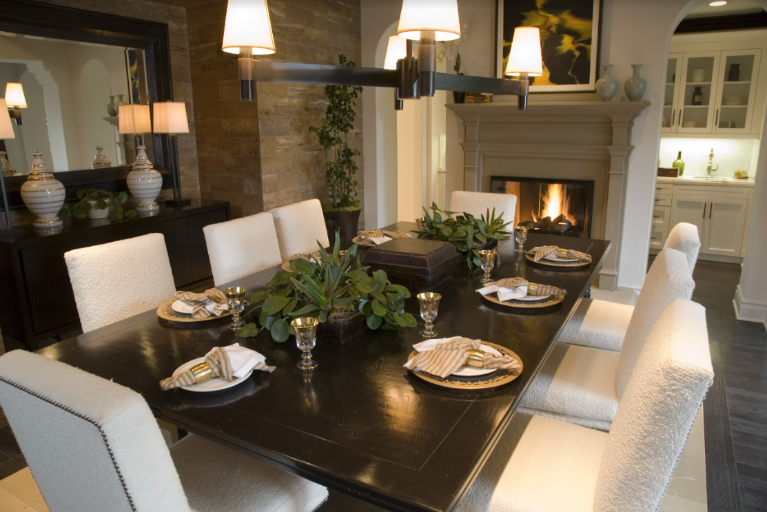 5 Ways To Liven Up Your Dining Room For The Holidays