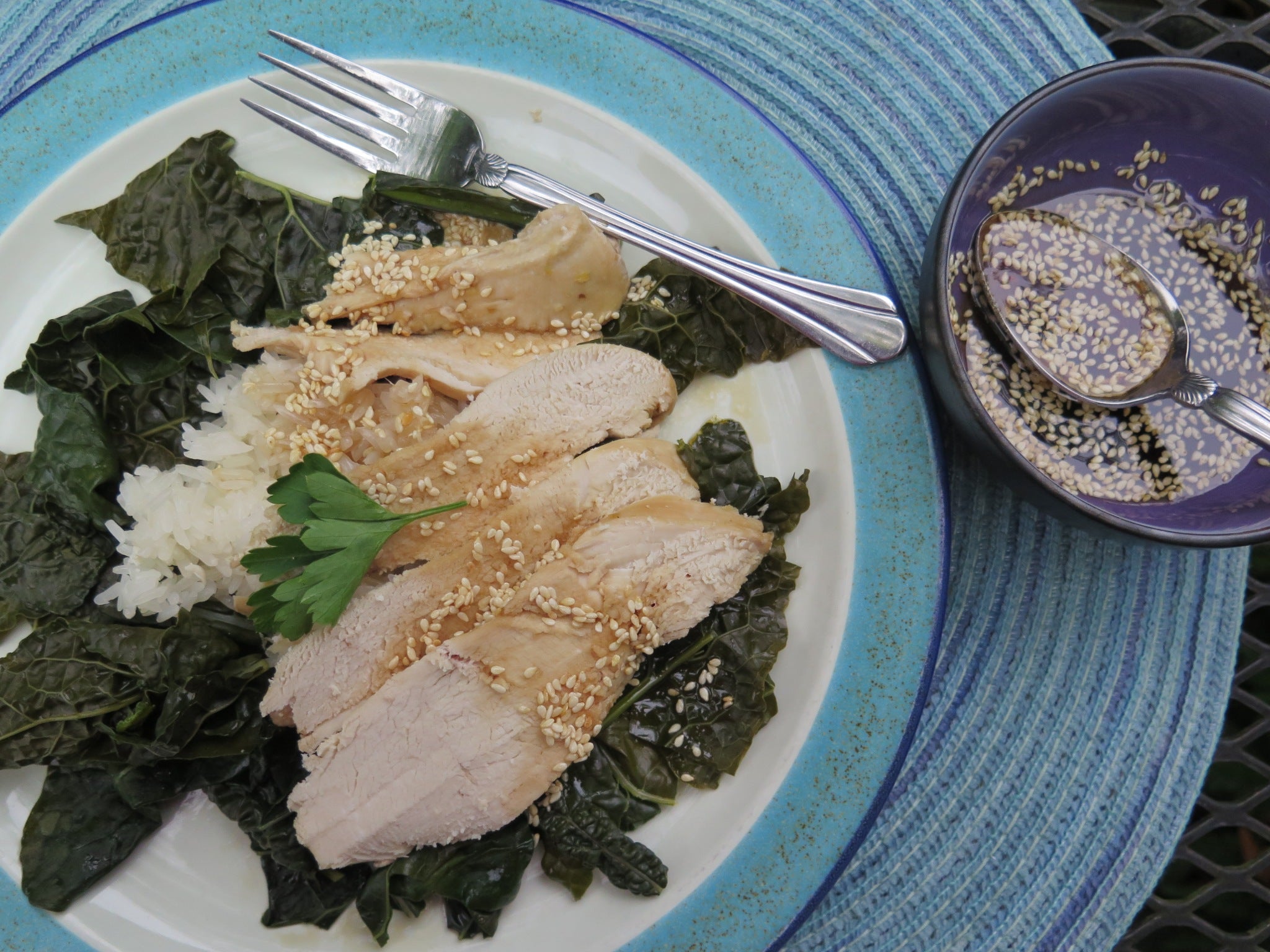 Steamed Oriental-Style Chicken with Kale and Sticky Rice