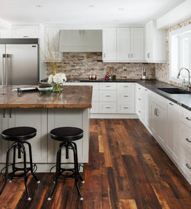 What’s the best flooring material for the kitchen? Opinions differ and the reality is there no single best option as different materials have different characteristics and offer distinct advantages