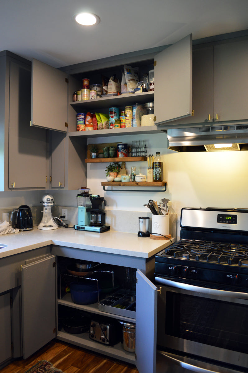 10 Tips for Organizing Your Kitchen Cabinets (And Keeping Them That Way)