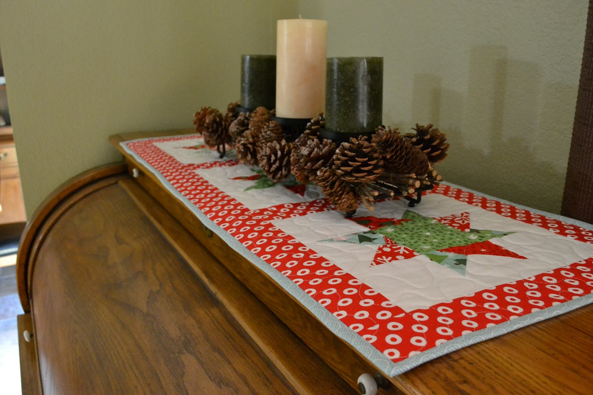 The DIY Table: Eco-Friendly Projects for Holiday Linens, Tableware, and Accessories