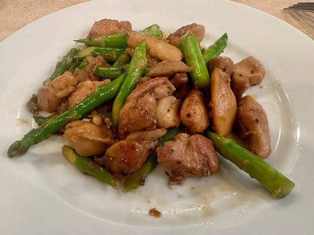 SPICY CHICKEN WITH ASPARAGUS