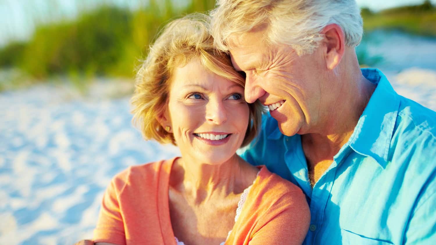 Don’t Give Up Dating Over 50: 10 Ways to Connect with a Guy Who “Clicks”